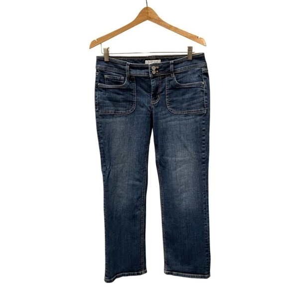 𝅺WHITE House Black Market Capri Jeans Women’s Size 6. - Picture 3 of 16